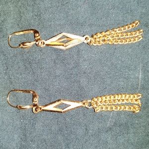 Monet , Vintage costume  jewelry earings